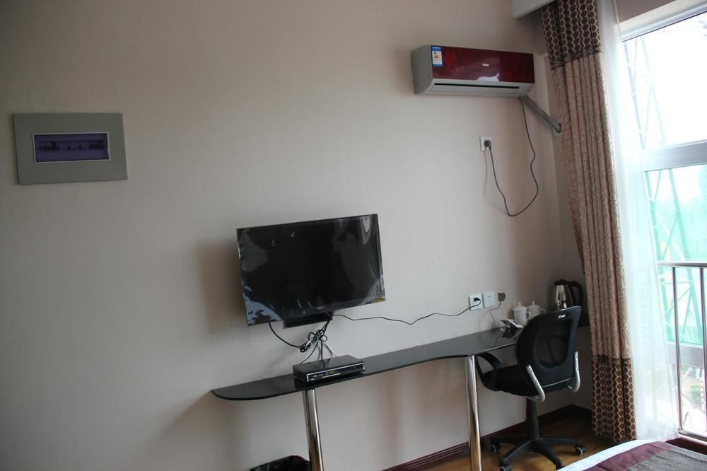 Super 8 Hotel Jinan Exterior foto